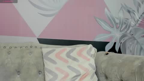 Snapshot of _iris_evans chatting on December 2024 02:24:02 PM _iris_evans online show from December 2024 02:24:02 PM