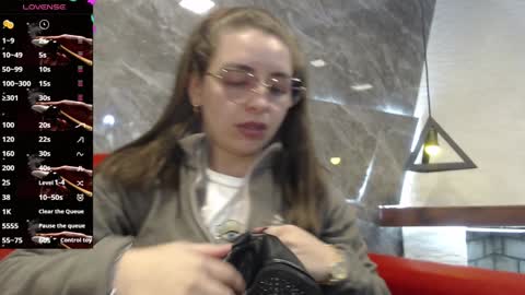 Snapshot of _isaabellaa chatting on January 2025 12:07:01 PM Isa online show from January 2025 12:07:01 PM