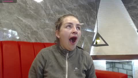 Snapshot of _isaabellaa chatting on January 2025 11:26:02 AM Isa online show from January 2025 11:26:02 AM