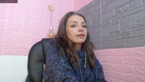 Snapshot of _isaabellaa chatting on February 2025 06:20:02 PM Isa online show from February 2025 06:20:02 PM