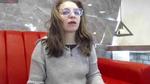 Snapshot of _isaabellaa chatting on February 2025 11:50:02 AM Isa online show from February 2025 11:50:02 AM