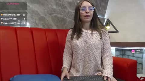 Snapshot of _isaabellaa chatting on March 2025 02:32:02 PM Isa online show from March 2025 02:32:02 PM