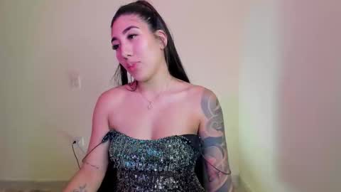 Snapshot of _isabella99_ chatting on October 2025 06:12:01 AM Isabella online show from October 2025 06:12:01 AM