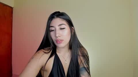 Isabella online show from November 2025 11:16:01 PM