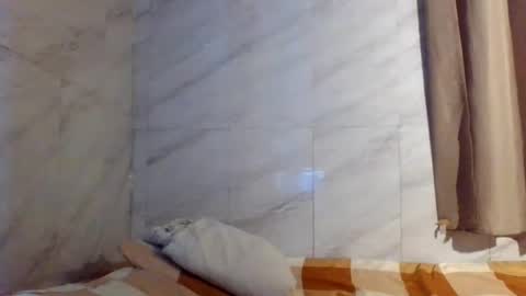Snapshot of _ishi chatting on August 2026 01:41:01 AM Ishi online show from August 2026 01:41:01 AM