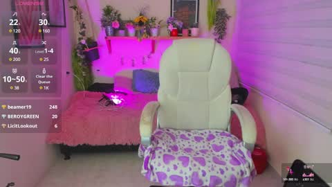 Snapshot of _ivanna11_ chatting on January 2025 09:17:01 PM Ivanna online show from January 2025 09:17:01 PM