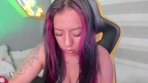 Snapshot of _ivanna11_ chatting on September 2025 07:28:02 PM Ivanna online show from September 2025 07:28:02 PM