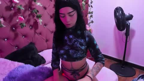  Ivy Luna online show from April 2026 07:04:01 PM