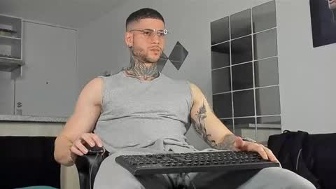 jeison online show from December 2024 02:01:01 AM