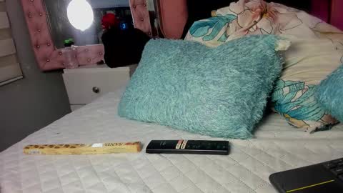 Snapshot of _jasmine_blush chatting on February 2026 01:30:02 PM Jasmine online show from February 2026 01:30:02 PM