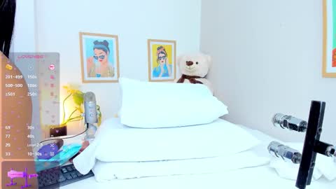 Snapshot of _jasminnee_ chatting on March 2026 01:24:01 PM _jasminnee_ online show from March 2026 01:24:01 PM