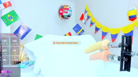 _jasminnee_ online show from June 2026 01:36:01 PM