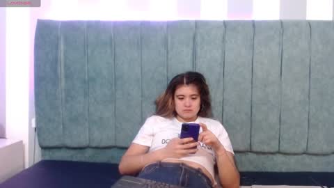 _jeessy online show from December 2024 02:09:01 AM