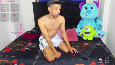 Snapshot of _johan_xxx chatting on February 2025 04:57:01 AM Steven online show from February 2025 04:57:01 AM