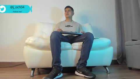 Snapshot of _juanes__ chatting on January 2025 10:19:01 PM _juanes__ online show from January 2025 10:19:01 PM