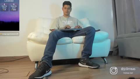 Snapshot of _juanes__ chatting on February 2025 08:47:01 PM _juanes__ online show from February 2025 08:47:01 PM