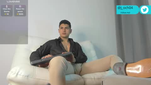 Snapshot of _juanes__ chatting on March 2025 10:24:01 PM _juanes__ online show from March 2025 10:24:01 PM