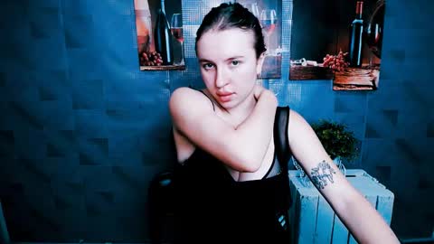 Jolia online show from September 2025 06:50:02 AM