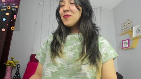 Snapshot of _julieta_love chatting on January 2025 11:21:02 PM julieta online show from January 2025 11:21:02 PM