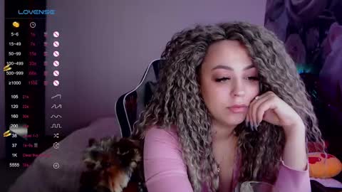 Snapshot of _just_a_queen_3 chatting on December 2024 08:59:01 AM _just_a_queen_3 online show from December 2024 08:59:01 AM