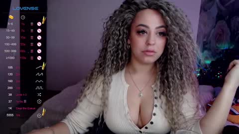 Snapshot of _just_a_queen_3 chatting on January 2025 11:09:02 AM _just_a_queen_3 online show from January 2025 11:09:02 AM