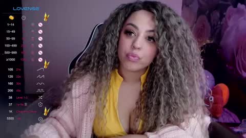 Snapshot of _just_a_queen_3 chatting on February 2025 09:16:02 AM _just_a_queen_3 online show from February 2025 09:16:02 AM