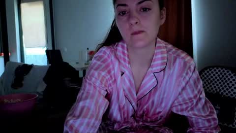 _just_a_simple_girl online show from April 2026 06:33:02 AM