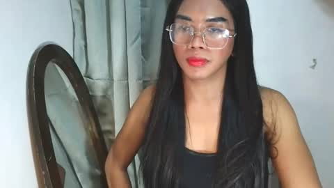 Snapshot of _karie_ chatting on October 2025 05:21:02 PM _karie_ online show from October 2025 05:21:02 PM