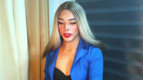 _karie_ online show from May 2026 05:40:02 PM
