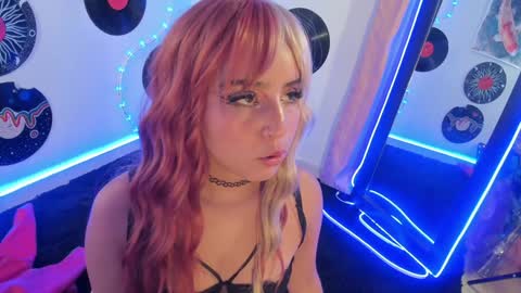 Snapshot of _karine01 chatting on February 2025 10:35:02 AM _karine01 online show from February 2025 10:35:02 AM
