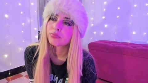 Snapshot of _karine01 chatting on September 2025 03:52:02 AM _karine01 online show from September 2025 03:52:02 AM