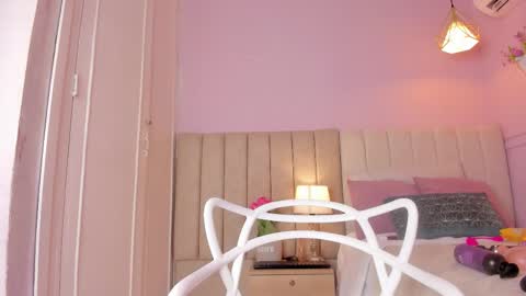 Snapshot of _karol_18 chatting on October 2025 06:52:01 PM karol online show from October 2025 06:52:01 PM