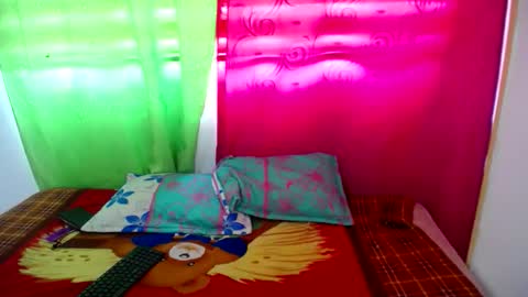 Snapshot of _katerin_love chatting on December 2025 06:48:01 PM kateryn online show from December 2025 06:48:01 PM