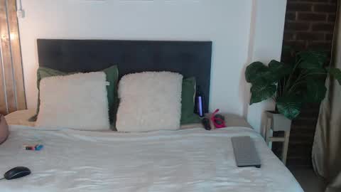 Snapshot of _kathya_spinelli_ chatting on September 2025 01:36:01 PM kathy online show from September 2025 01:36:01 PM