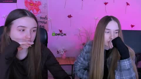_kellykitten_ online show from April 2026 09:04:01 AM