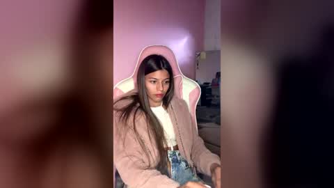 khloe sweet online show from June 2026 08:57:01 PM