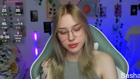 _kitekat_ online show from February 2026 09:29:02 PM