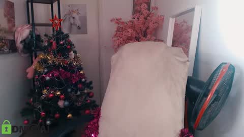 Snapshot of _kittyboo chatting on January 2025 10:28:02 AM Aleksa online show from January 2025 10:28:02 AM