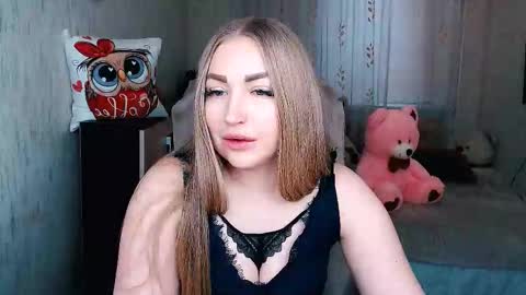 Snapshot of _kittyboo chatting on March 2026 06:47:01 AM Aleksa online show from March 2026 06:47:01 AM