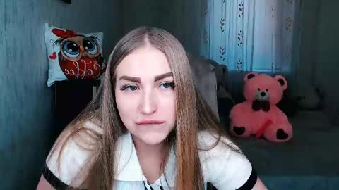 Snapshot of _kittyboo chatting on March 2026 07:26:01 AM Aleksa online show from March 2026 07:26:01 AM