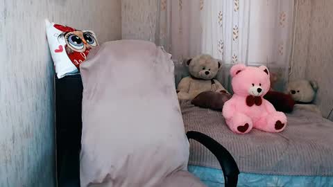 Snapshot of _kittyboo chatting on March 2026 06:52:02 AM Aleksa online show from March 2026 06:52:02 AM