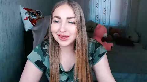 Snapshot of _kittyboo chatting on March 2026 08:26:33 AM Aleksa online show from March 2026 08:26:33 AM