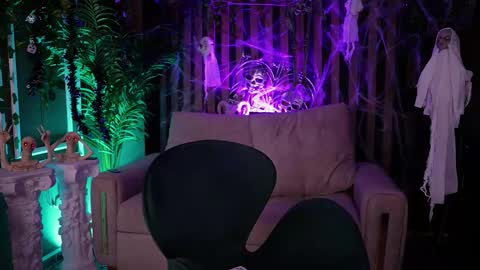 Snapshot of _kleo_ chatting on October 2025 11:14:01 PM online show from October 2025 11:14:01 PM