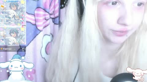 Snapshot of _kuroneeko_ chatting on December 2024 07:42:02 PM kuro online show from December 2024 07:42:02 PM