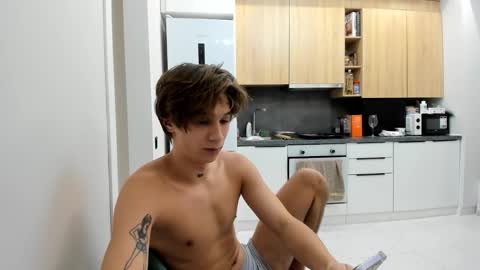 Kurt online show from October 2025 03:25:01 PM