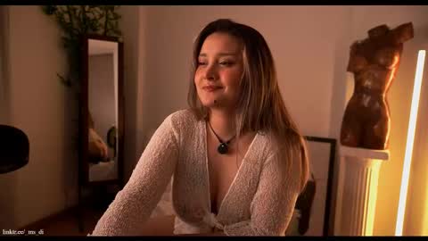 Snapshot of _lady_di chatting on February 2026 04:24:02 AM Not on OF Some stuff for sale online show from February 2026 04:24:02 AM