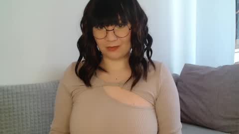 _lalilu_ online show from February 2025 12:03:02 PM