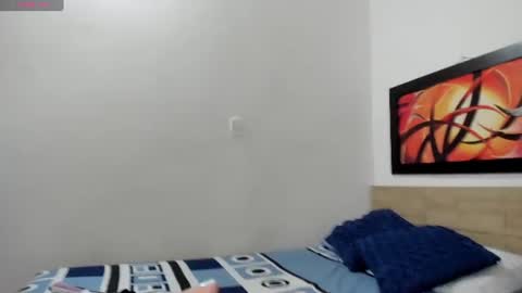 Lauralove online show from June 2026 10:41:02 AM