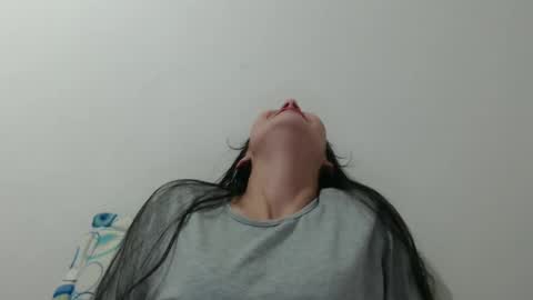 Snapshot of _laureneyes chatting on December 2024 05:10:01 AM Lauren 3 online show from December 2024 05:10:01 AM