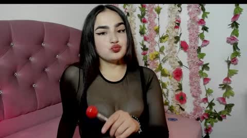 Snapshot of _laurenwhite chatting on April 2026 06:27:02 PM lauren online show from April 2026 06:27:02 PM